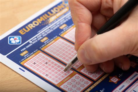 Play EuroMillions .